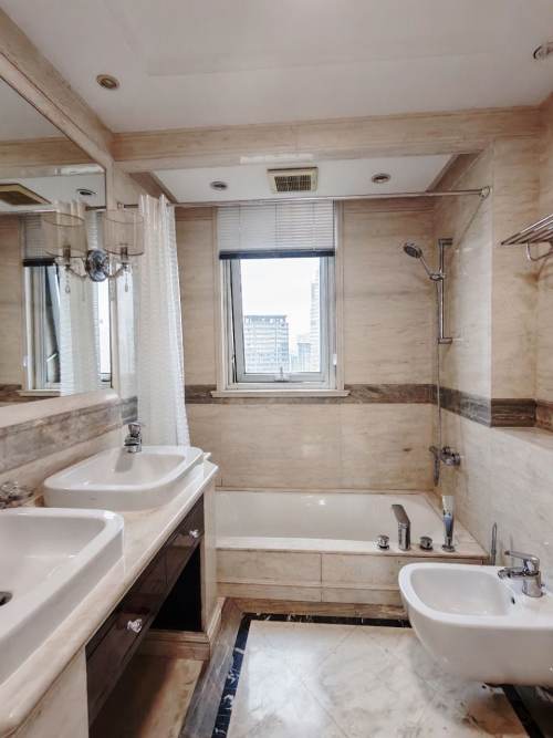 Housing image — Bathroom