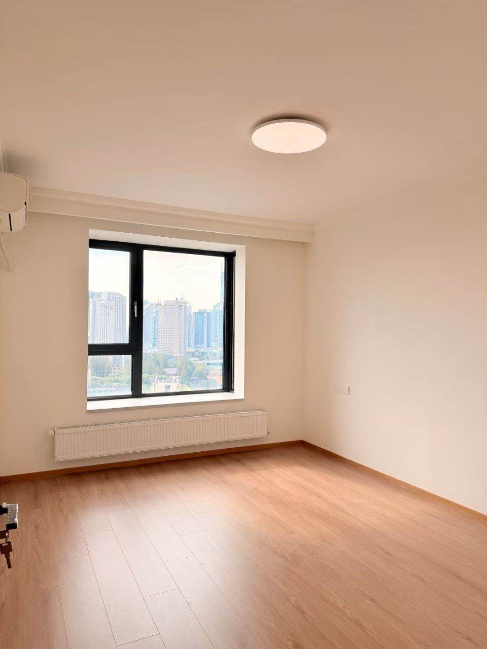Housing image — Living Room