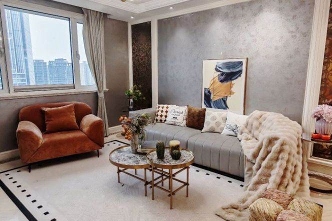 High-Floor Spacious High-Ceiling 3BR Apartment in Old Town / South Bund with Outstanding View (L9)