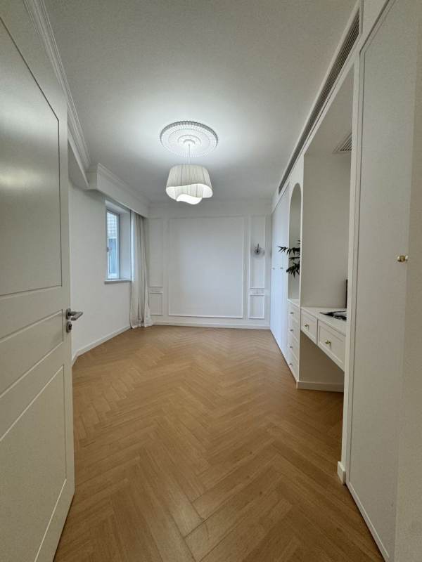 Housing image — Bedroom