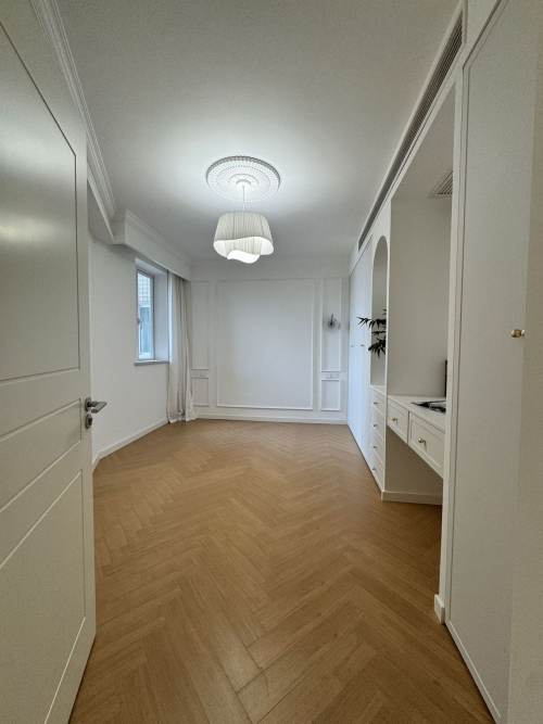 Housing image — Bedroom