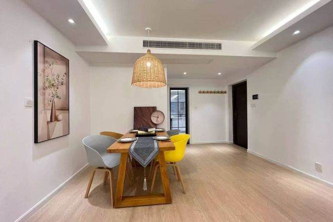 3BR Apartment in Jing'an (L2/L12/L13)
