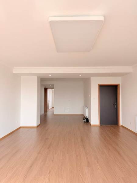 Housing image — Living Room