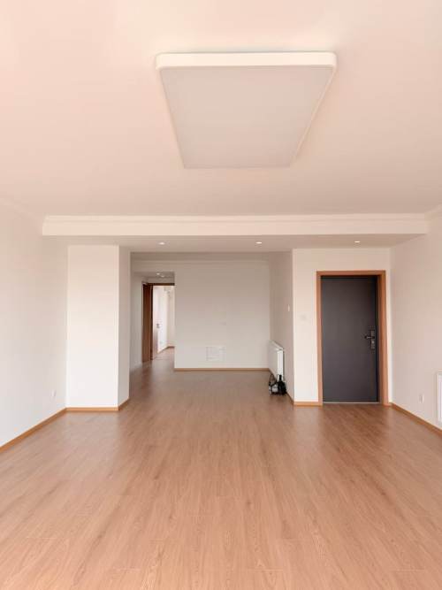 Housing image — Living Room