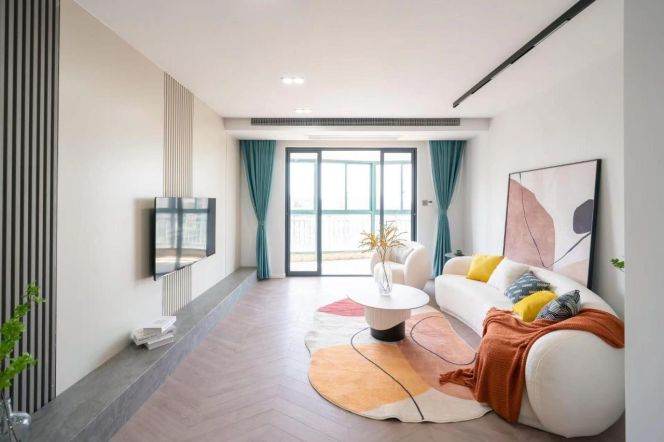 High-Floor 2BR Apartment near Xiaonanmen Metro