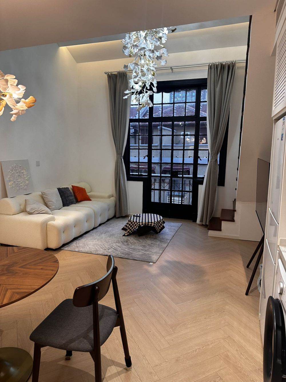 Housing image — Living Room