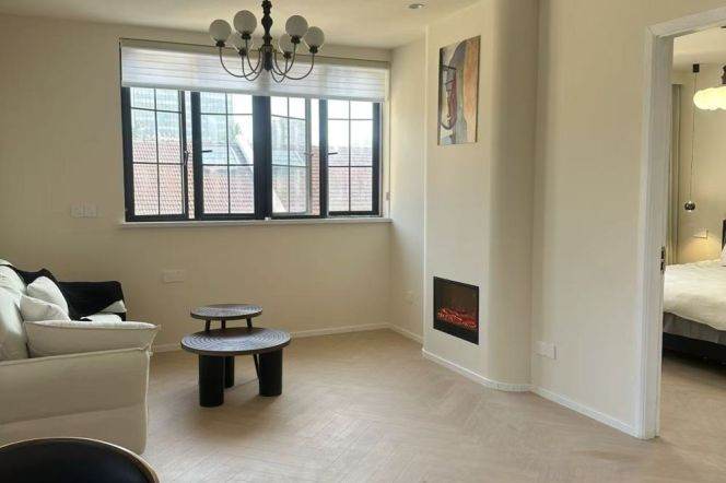 3BR Apartment in Old Xuhui with Terrace (L1/L10/L12/L13)