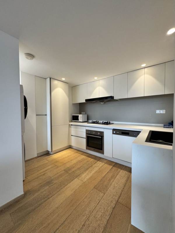 Housing image — Kitchen