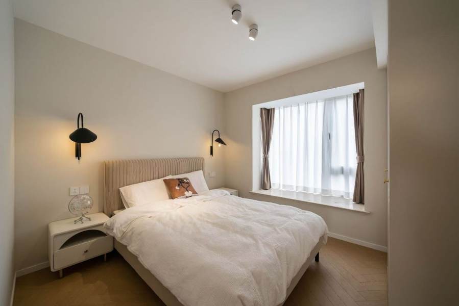 Housing image — Bedroom