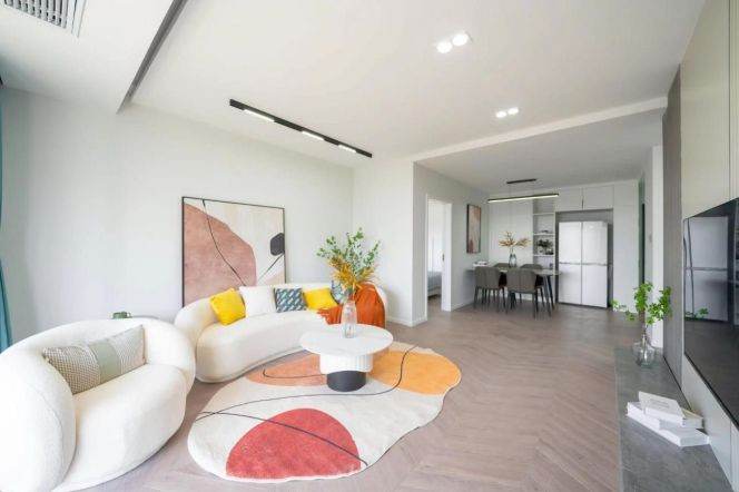 High-Floor 2BR Apartment near Xiaonanmen Metro