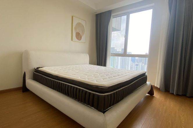 Spacious 1BR Apartment near Dapuqiao Metro with Floor-to-Ceiling Windows (L9/L12)