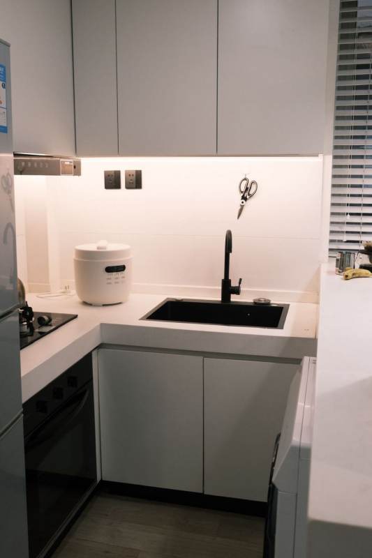 Housing image — Kitchen