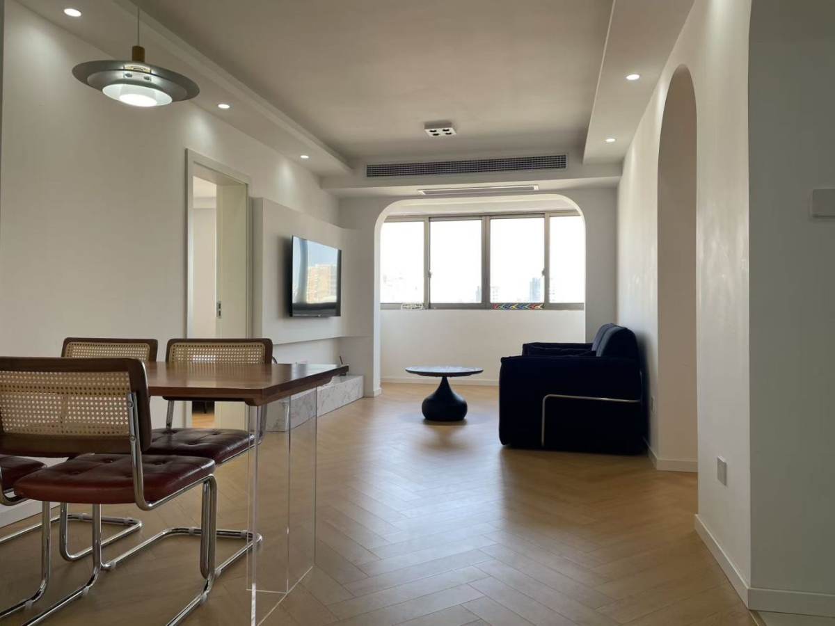 Housing image — Living Room