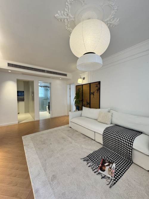 Housing image — Living Room