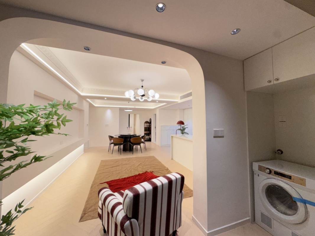Housing image — Living Room