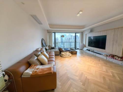 Housing image — Living Room