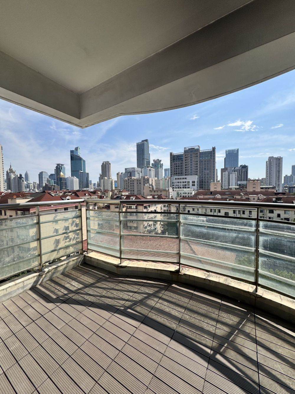 Housing image — Balcony
