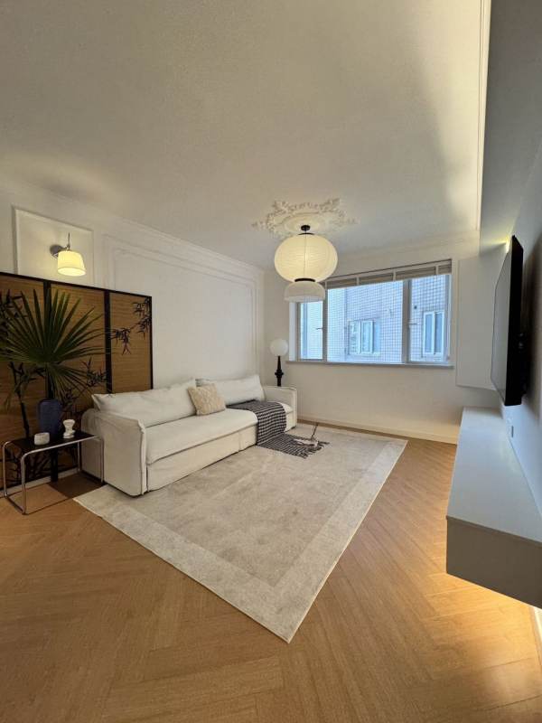 Housing image — Living Room