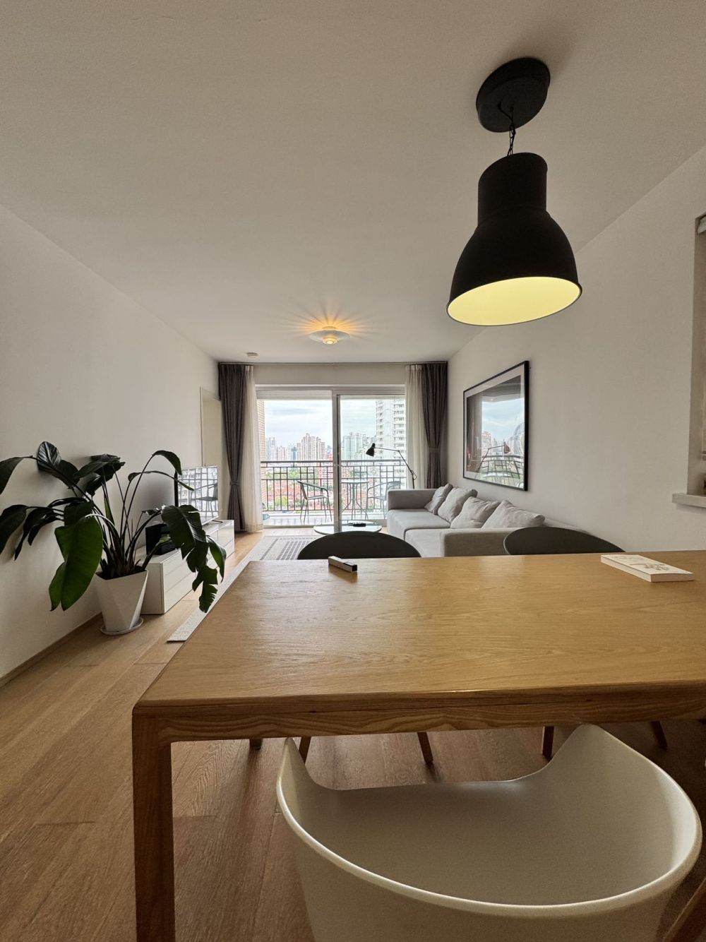 Housing image — Living Room