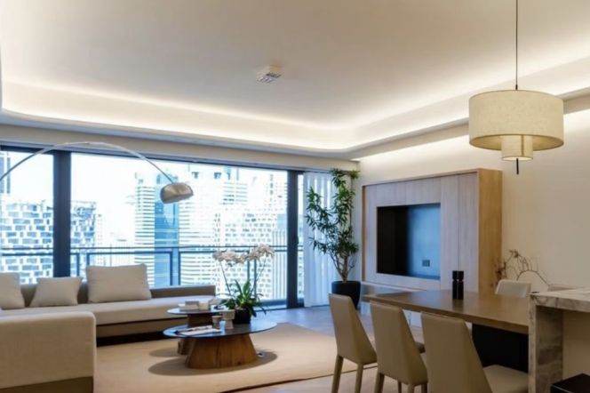 High-Floor Spacious High-Ceiling 3BR Apartment near Xintiandi Metro with Outstanding View (L10/L13)