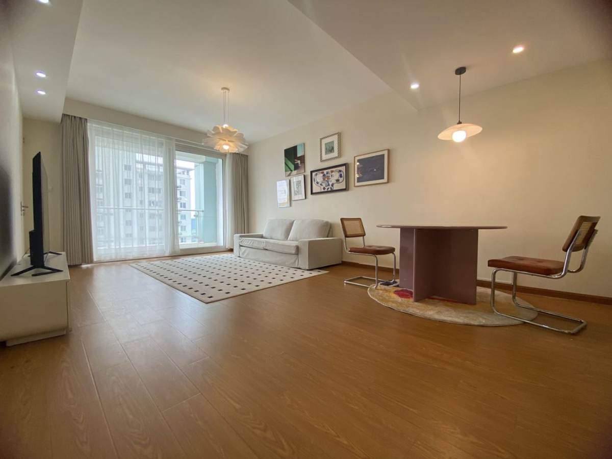 Housing image — Living Room