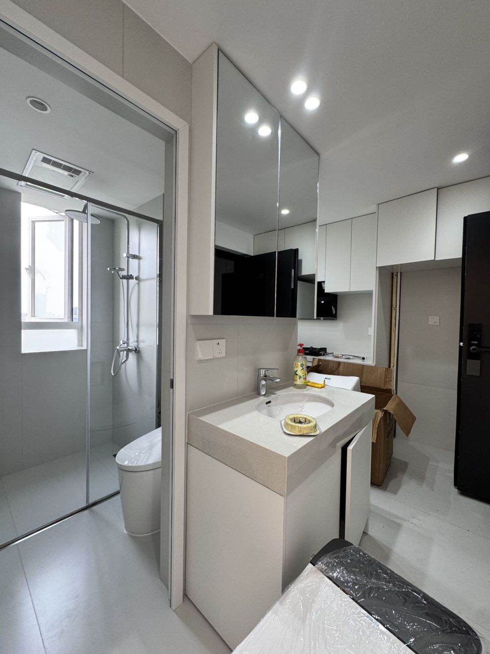 Housing image — Bathroom