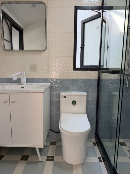 Housing image — Bathroom