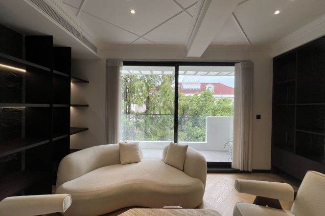 3BR Apartment in Old Xuhui (L10)