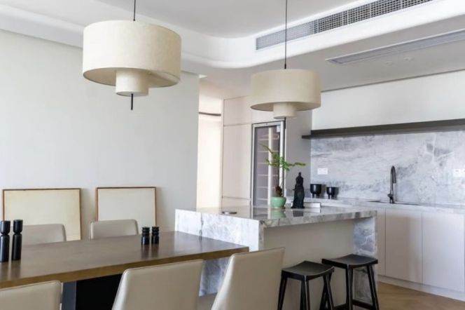 High-Floor Spacious High-Ceiling 3BR Apartment near Xintiandi Metro with Outstanding View (L10/L13)
