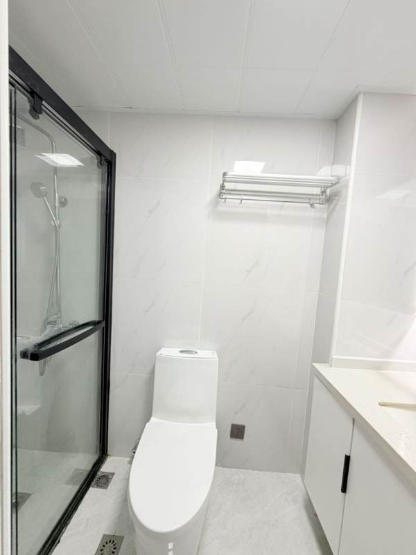 Housing image — Bathroom