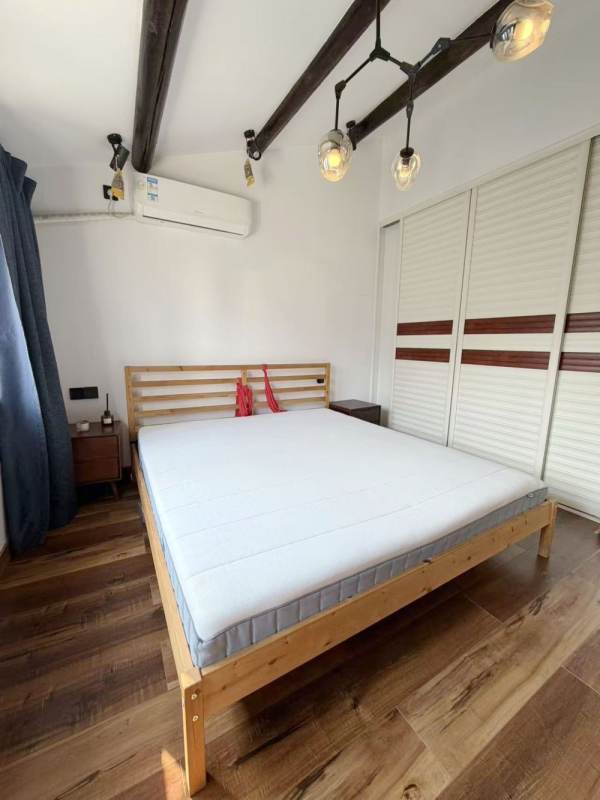 Housing image — Bedroom
