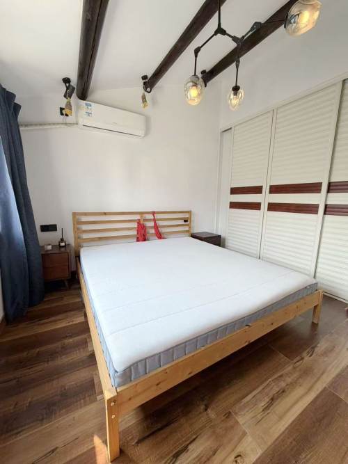 Housing image — Bedroom