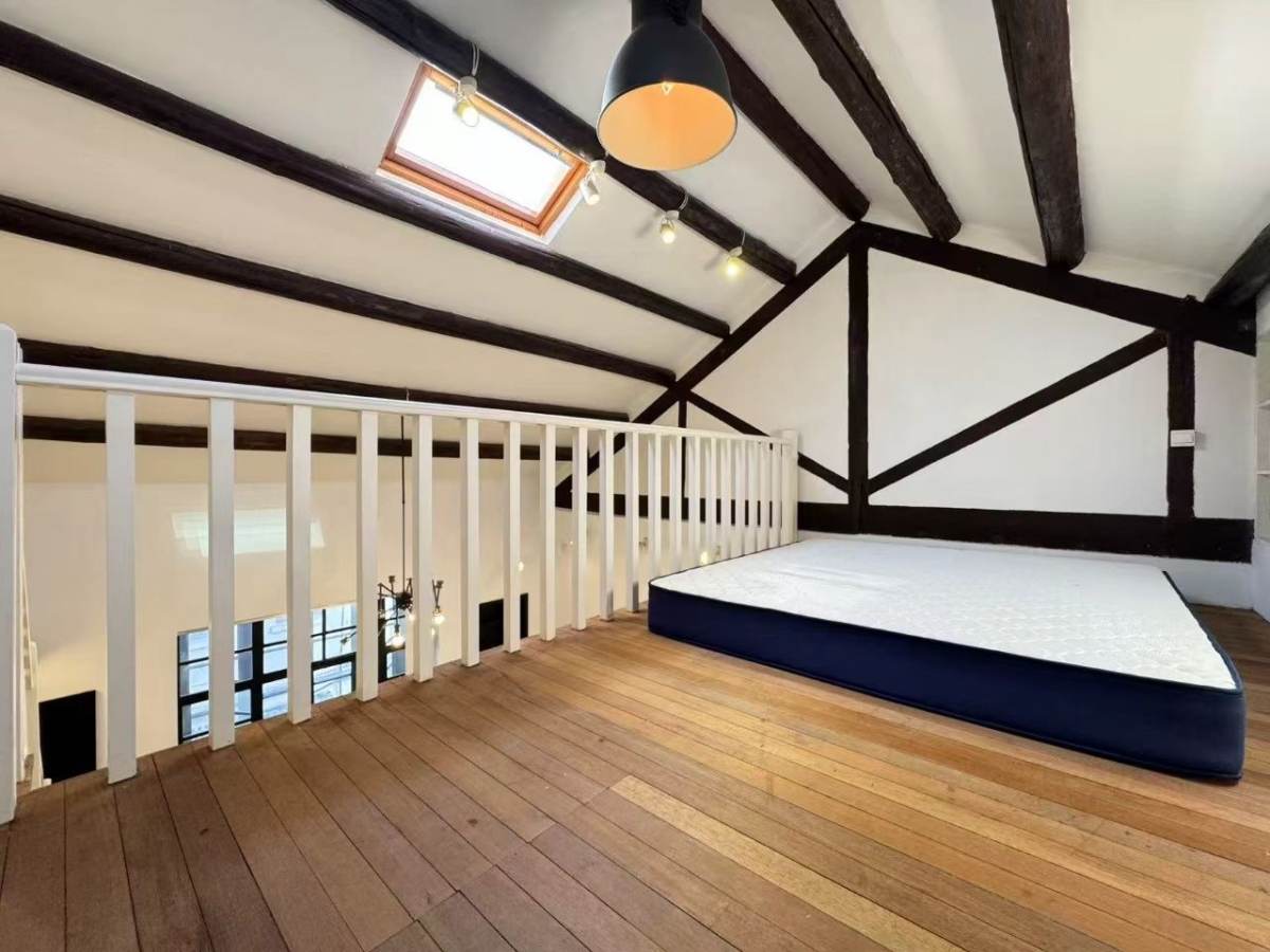 Housing image — Bedroom