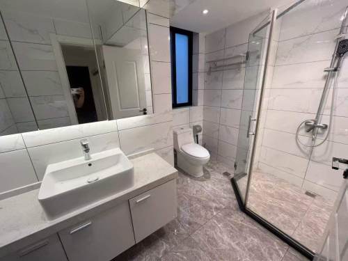 Housing image — Bathroom