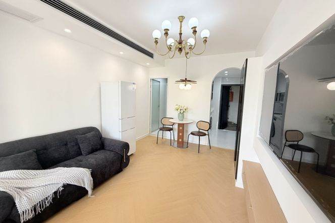1BR Apartment near Zhongshan Park