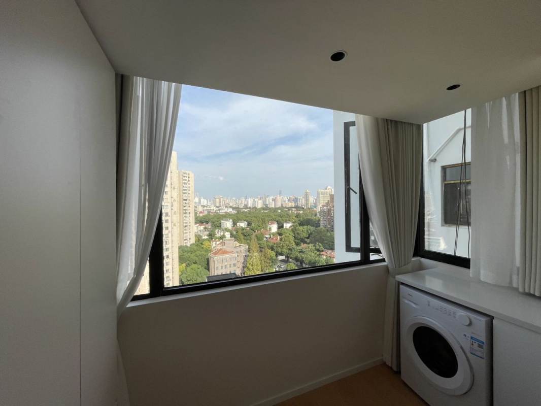 Housing image — Living Room