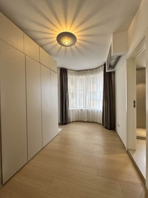 Housing image — Bedroom