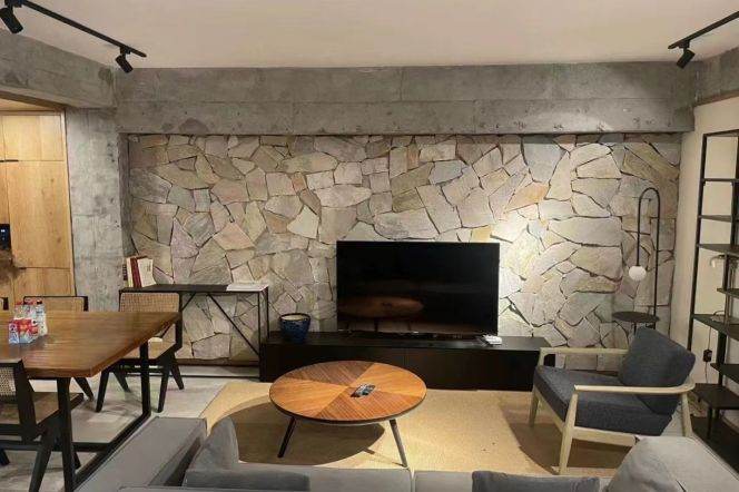 Spacious 2BR Apartment near South Shaanxi Rd Metro