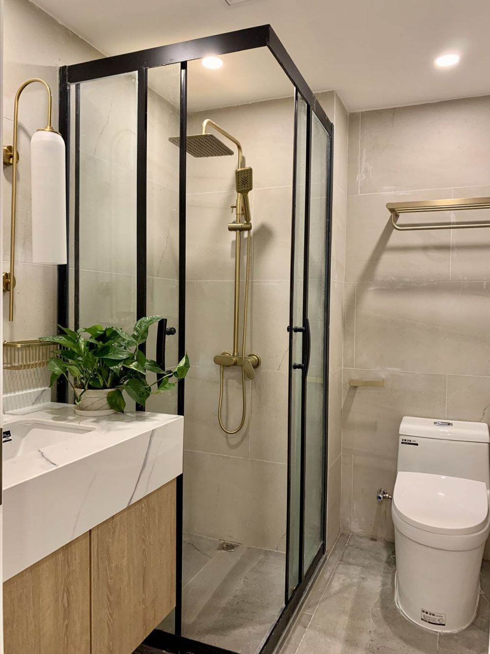 Housing image — Bathroom