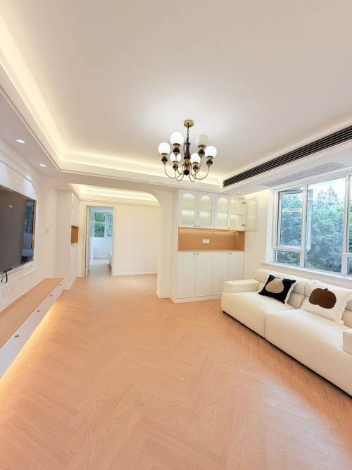 Housing image — Living Room