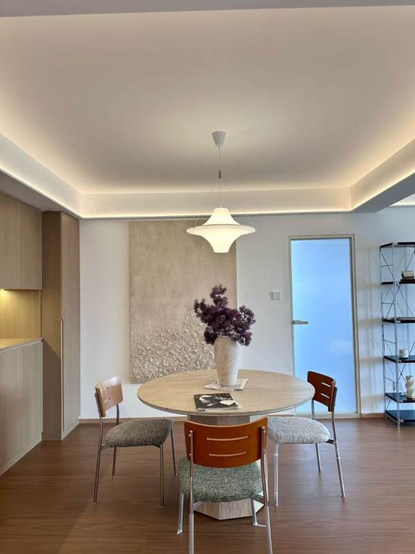 Housing image — Dining Area