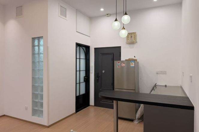 1BR Lane House near Xintiandi with Terrace (L10/L13)