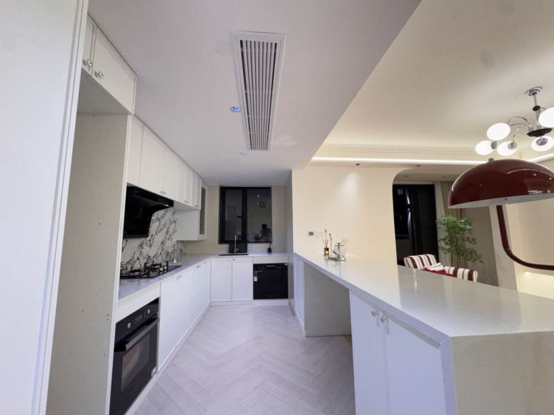 Housing image — Kitchen