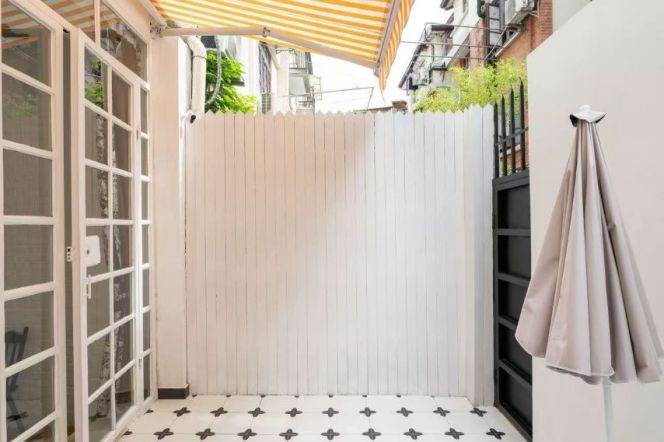 1BR Apartment in Old Xuhui with Terrace