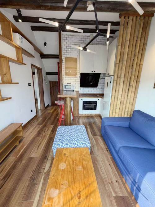 Housing image — Living Room