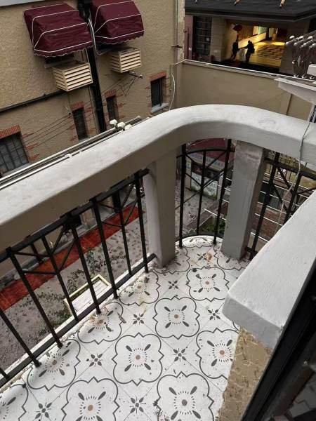Housing image — Balcony