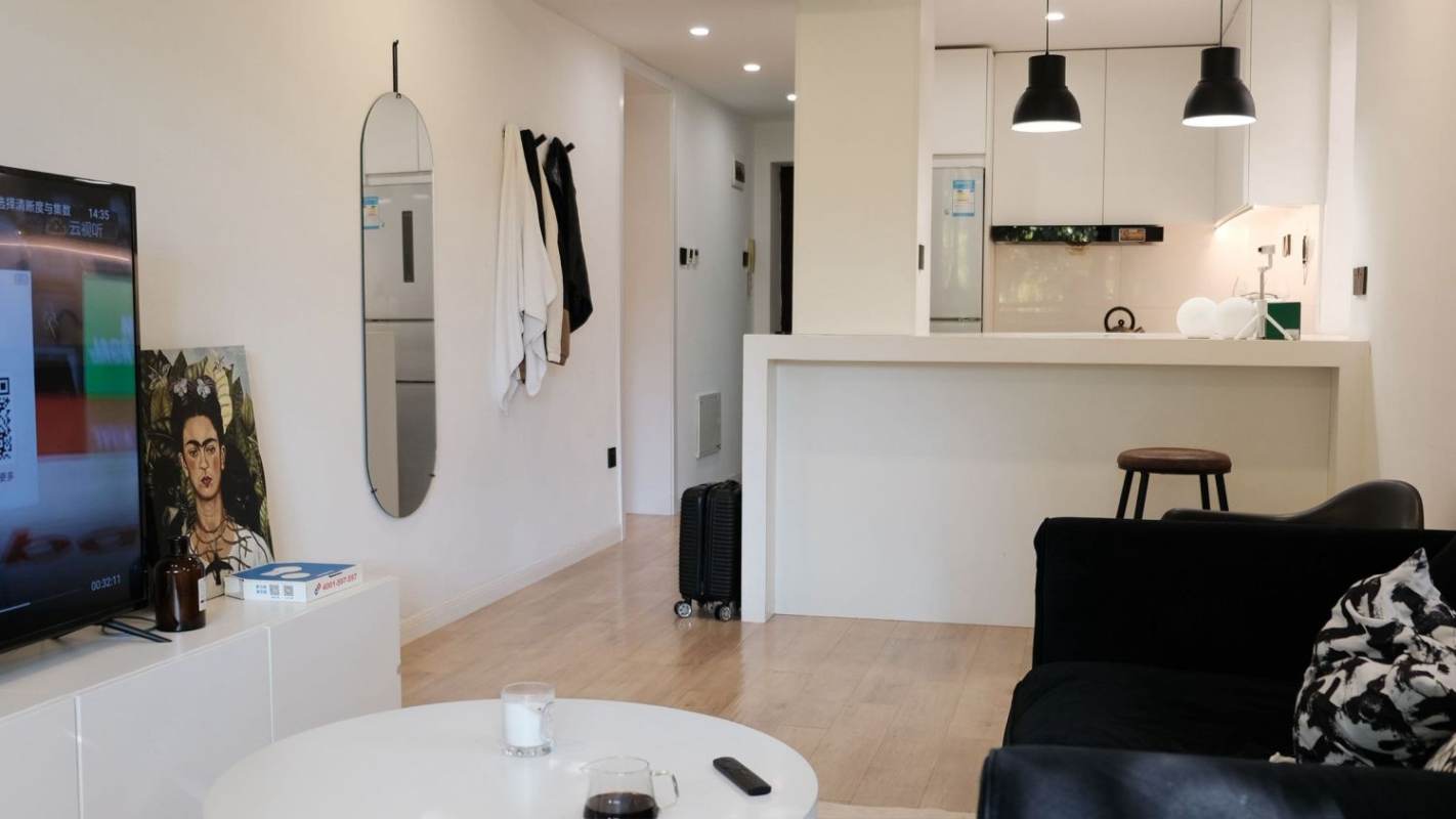 Housing image — Living Room