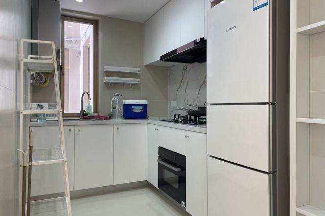 High-Floor 2BR Apartment in Jing'an with Outstanding View (L7/L13)