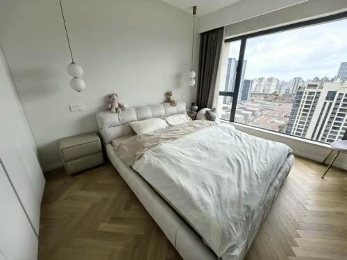 Housing image — Bedroom