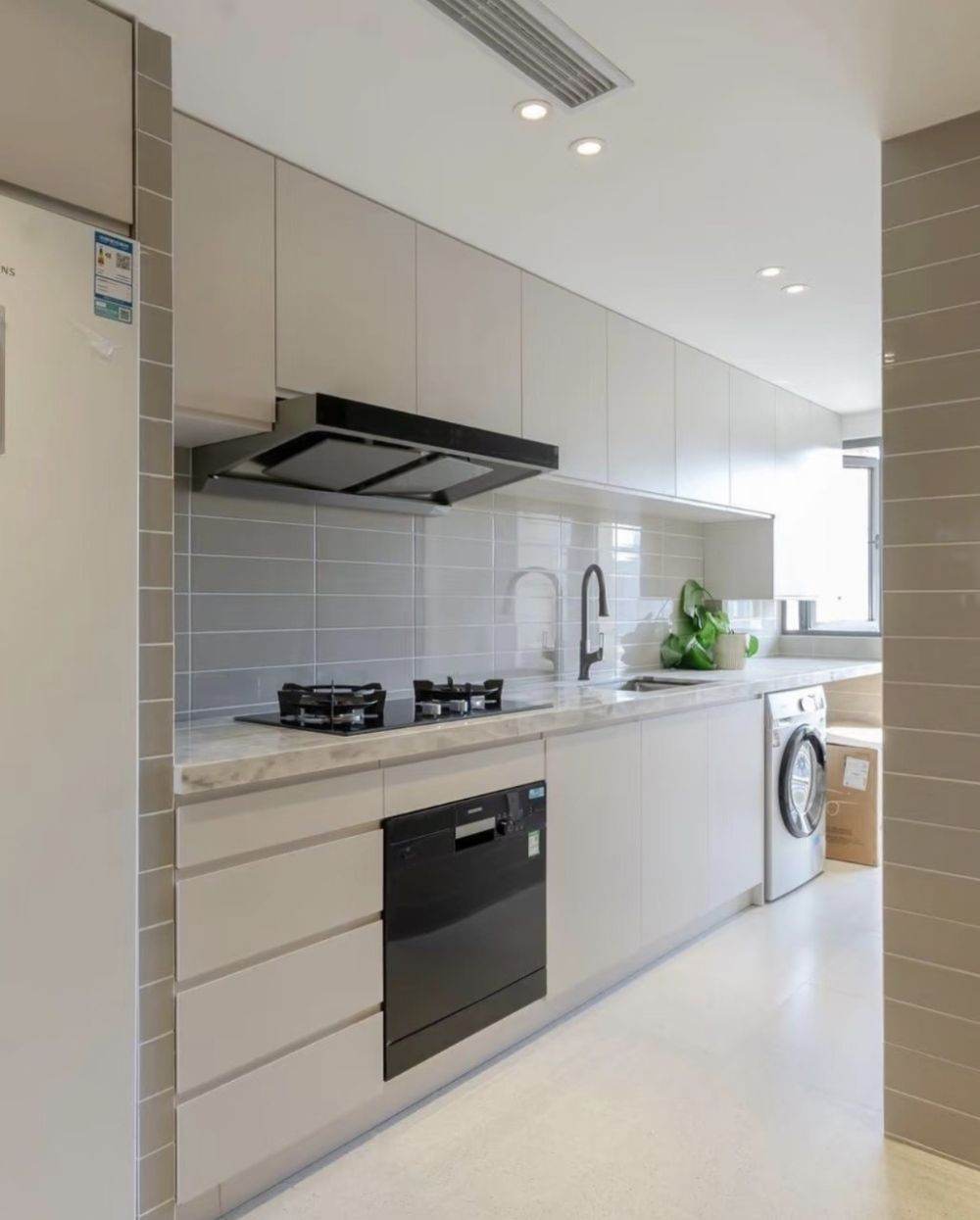 Housing image — Kitchen
